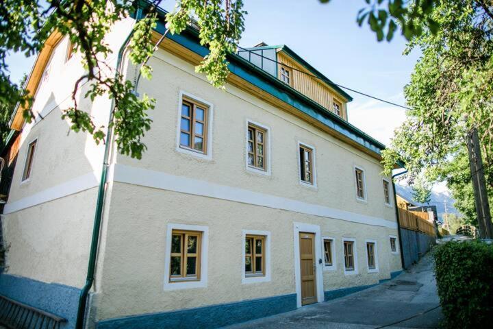 Beletage Salzherrenhof Küche, WLAN, Netflix, NEUERÖFFNUNG Bad Aussee Exterior foto